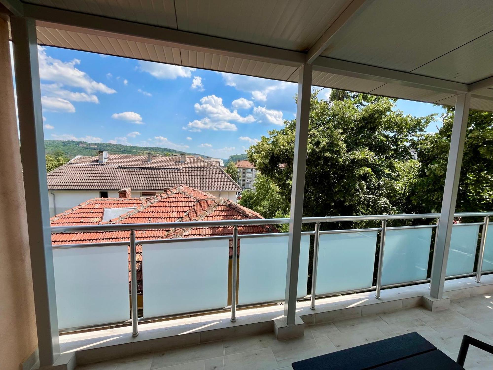 Parkview Luxury In City Center 8 Veliko Tarnovo Exterior foto
